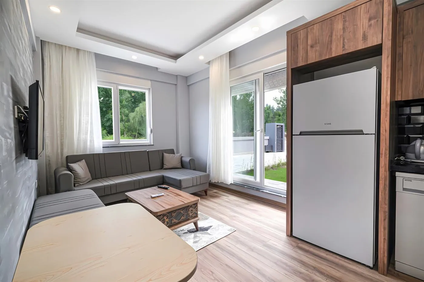 Living room with Netflix-enabled Smart TV - Göynük holiday apartment